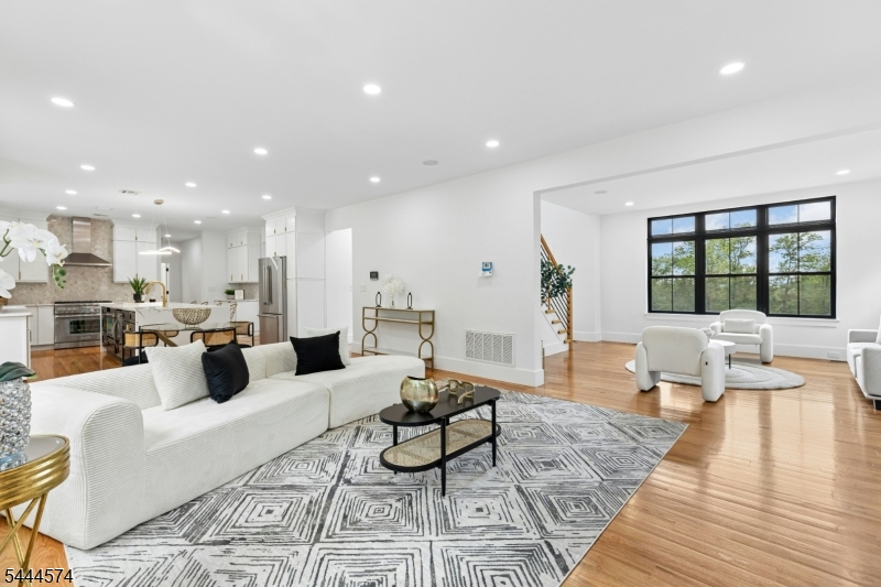 170 Johnston Drive Ext