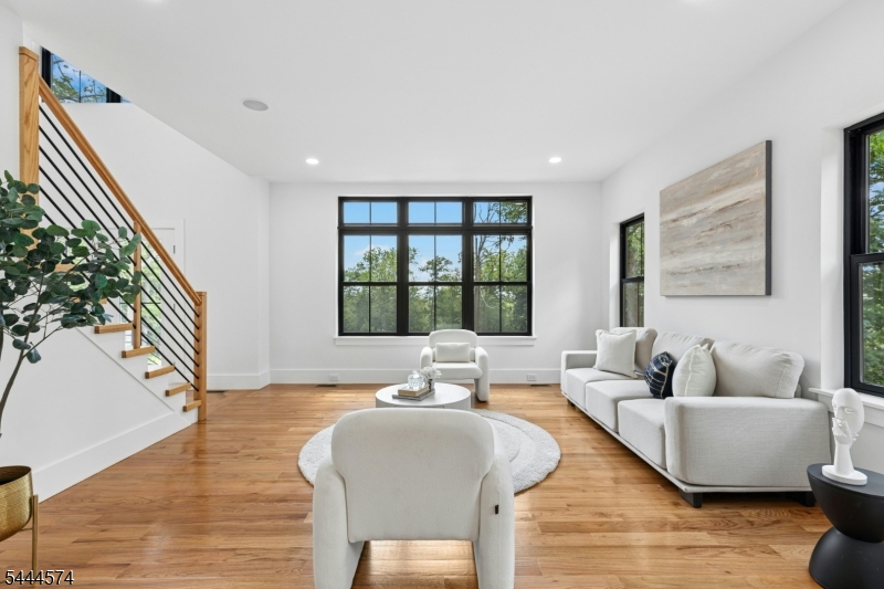 170 Johnston Drive Ext