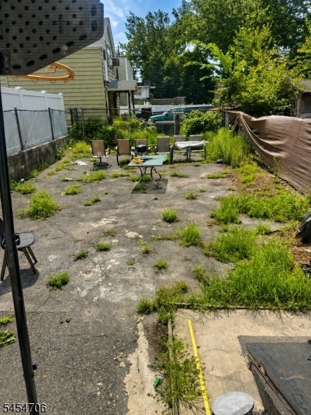 308 7Th Ave