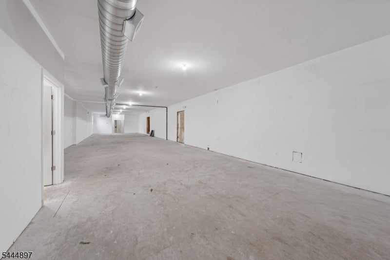 324 2nd St