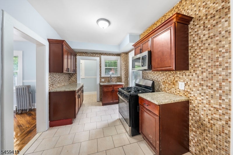 125 Pine Grove Ter