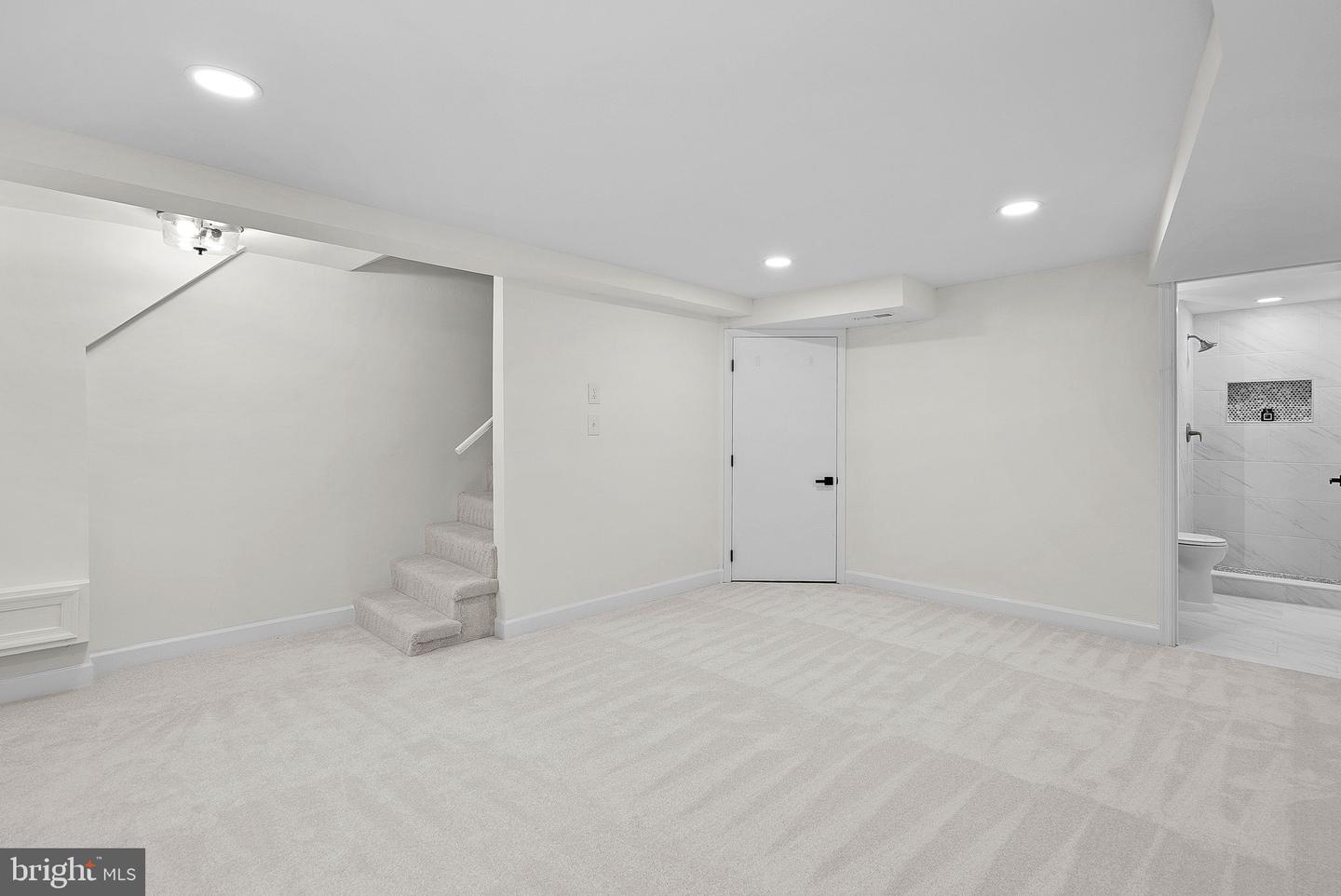 241 Evans Ln