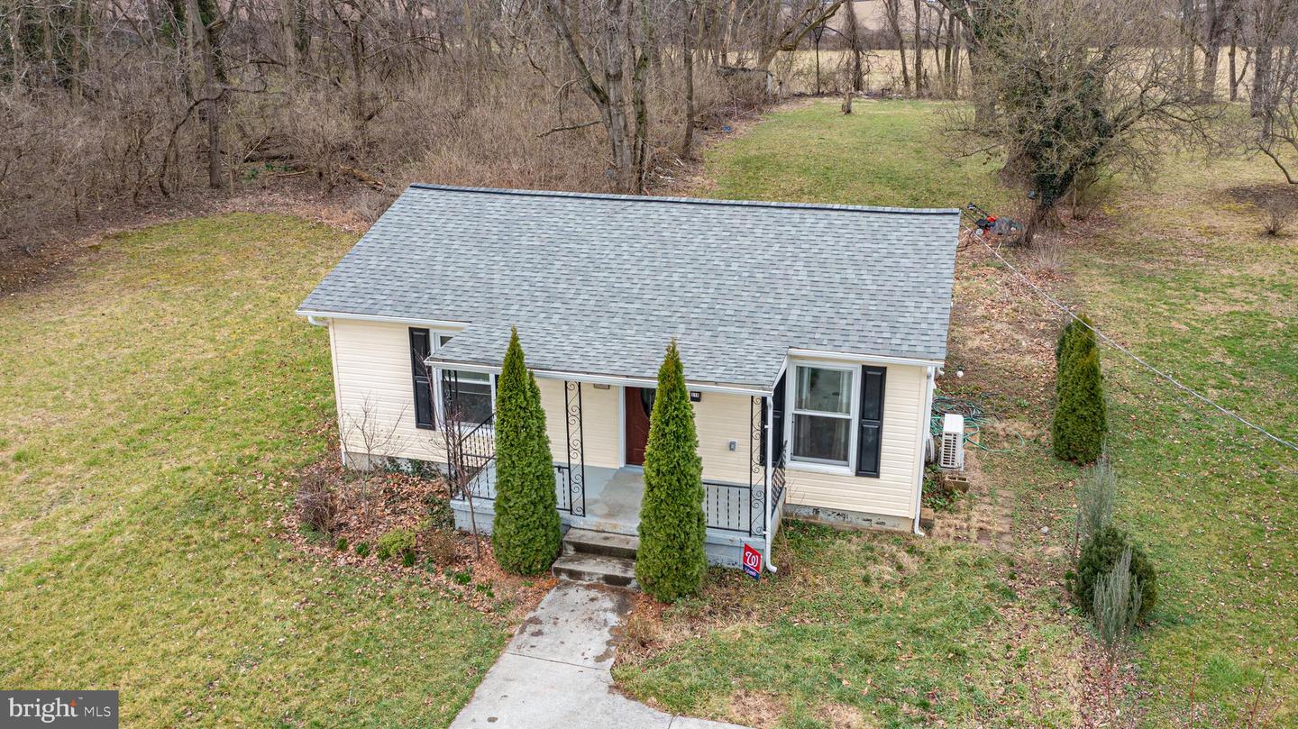219 Josephine St
