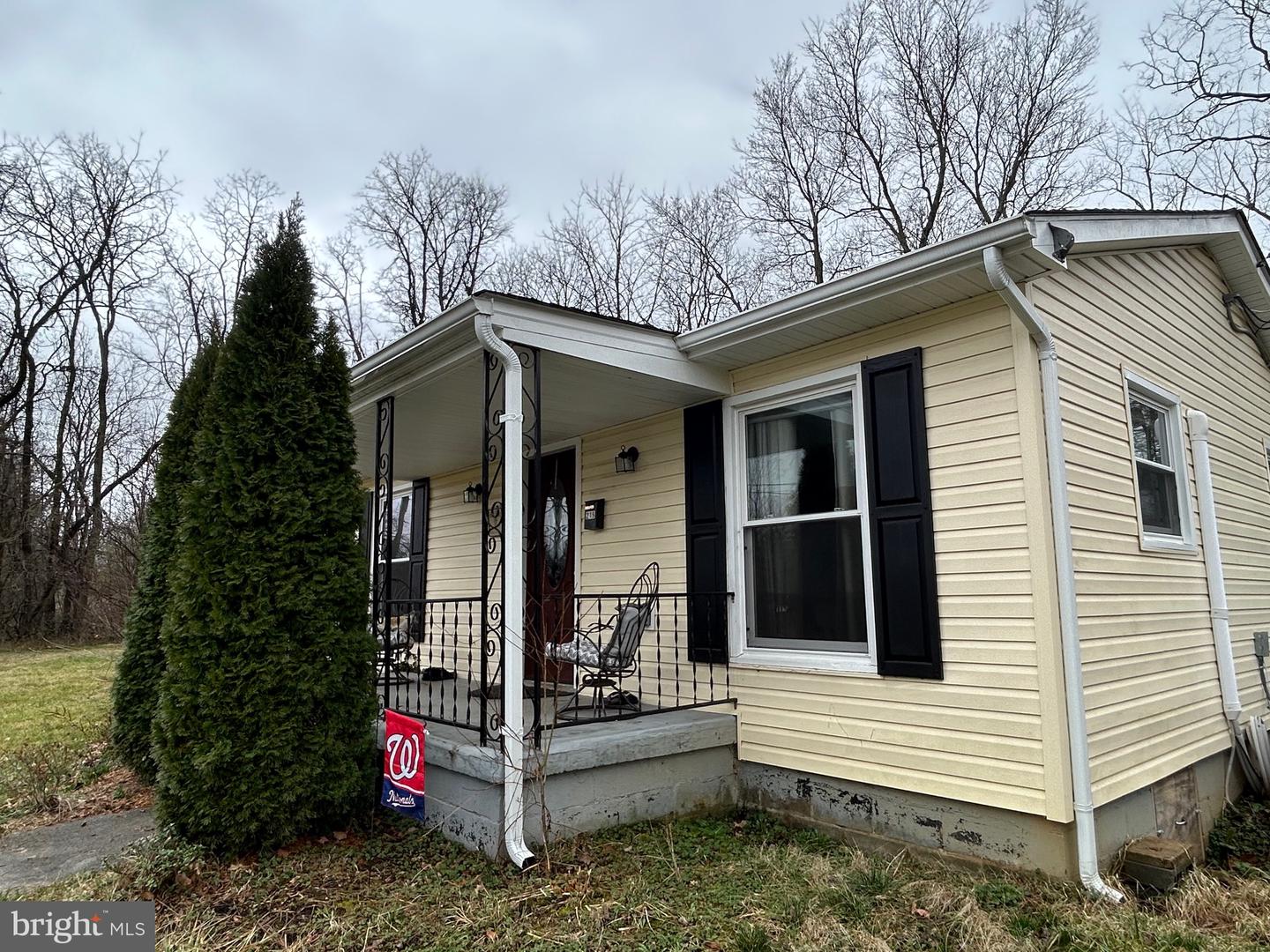 219 Josephine St