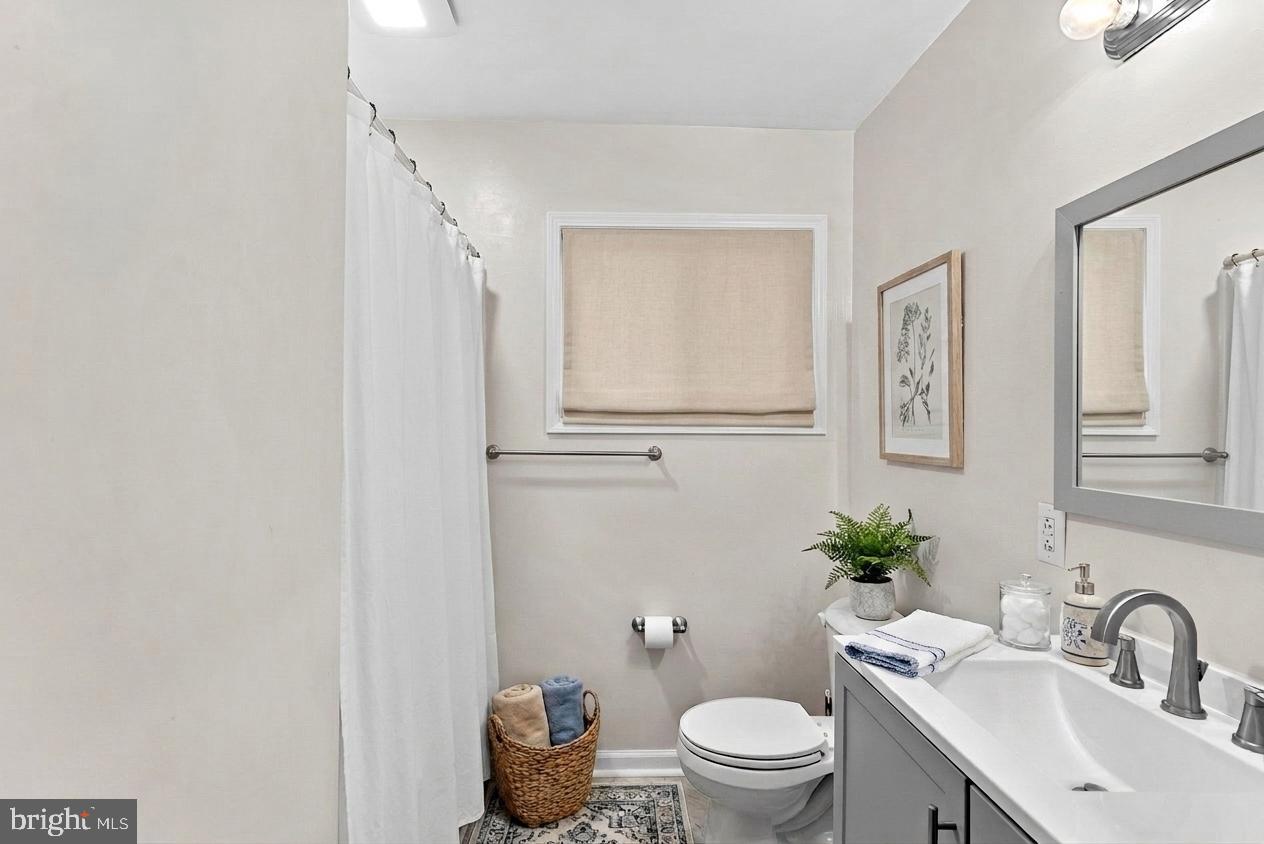 219 JOSEPHINE STREET