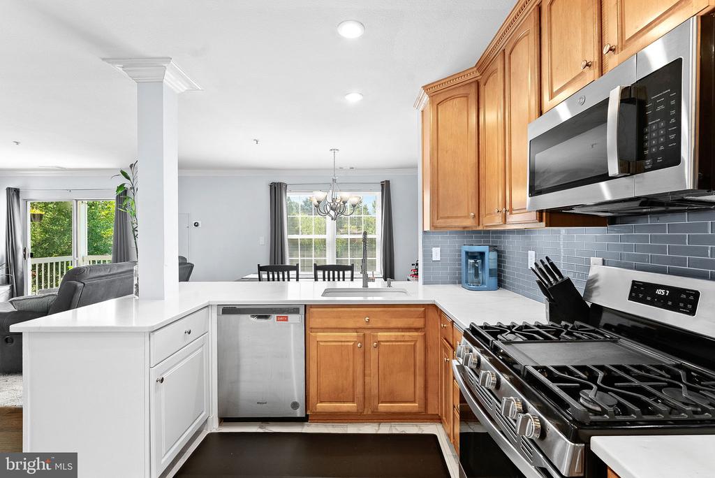 12797 Fair Briar Ln