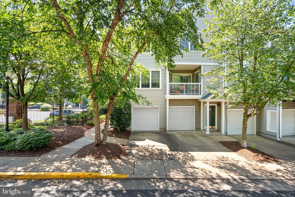 12797 Fair Briar Ln