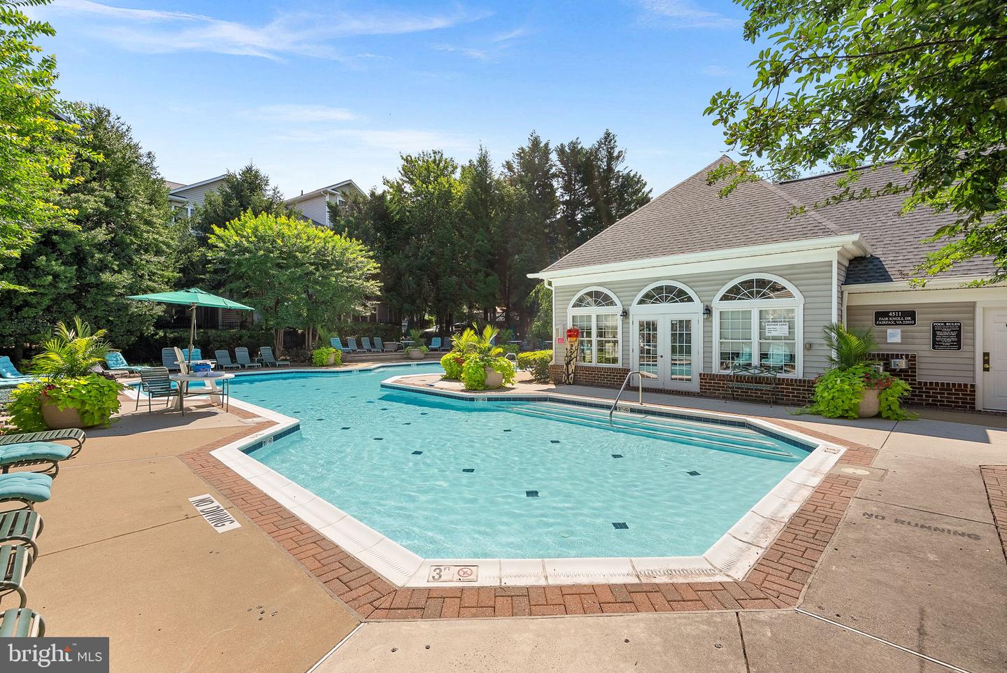 12797 Fair Briar Ln