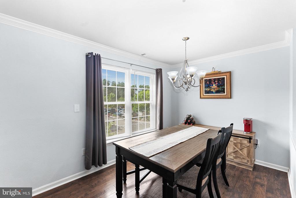 12797 Fair Briar Ln