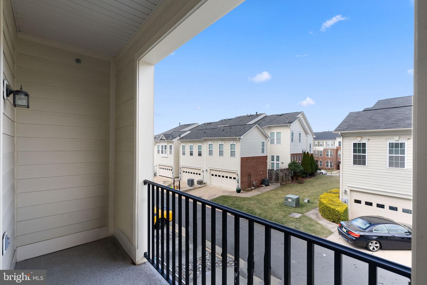 43608 Hampshire Crossing Sq