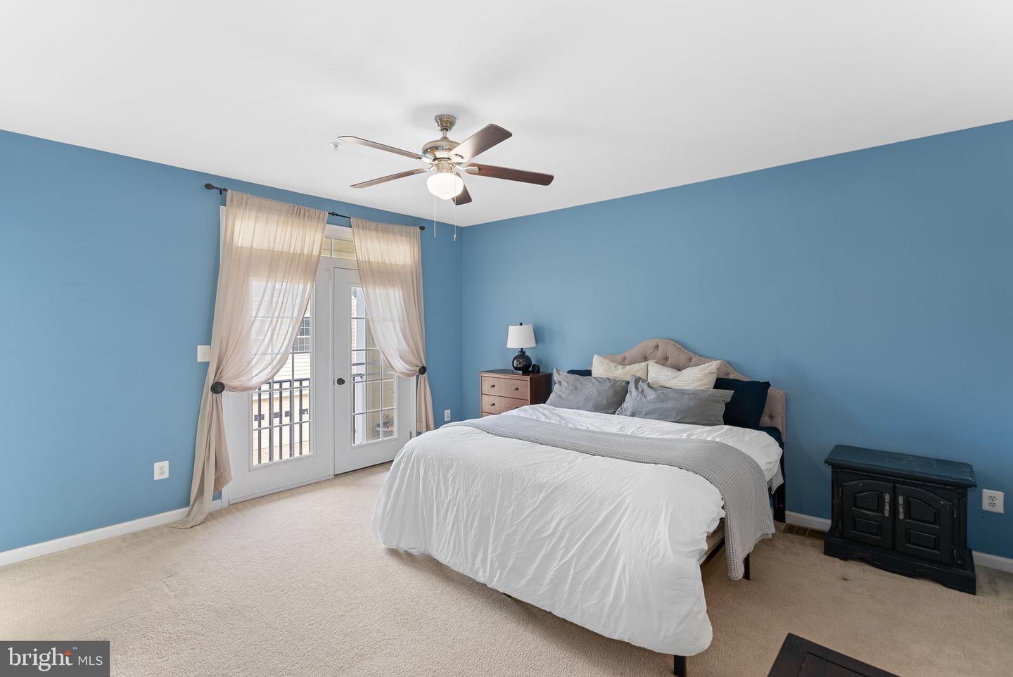 43608 Hampshire Crossing Sq
