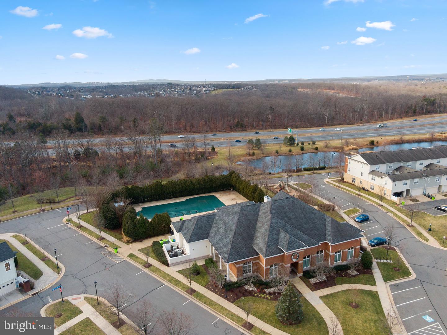 43608 Hampshire Crossing Sq