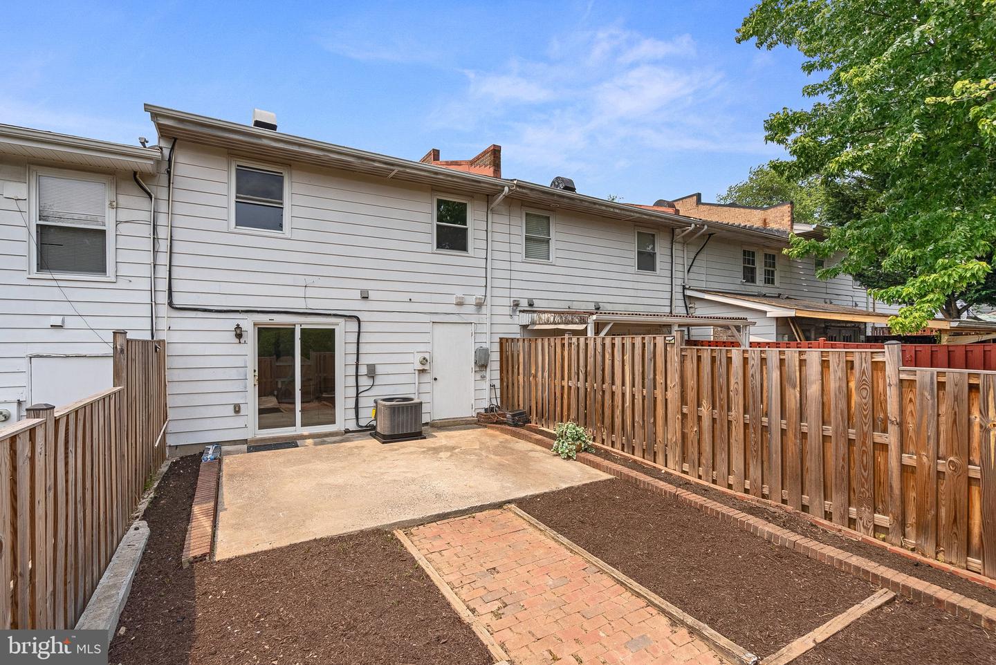 810 S Concord Ct
