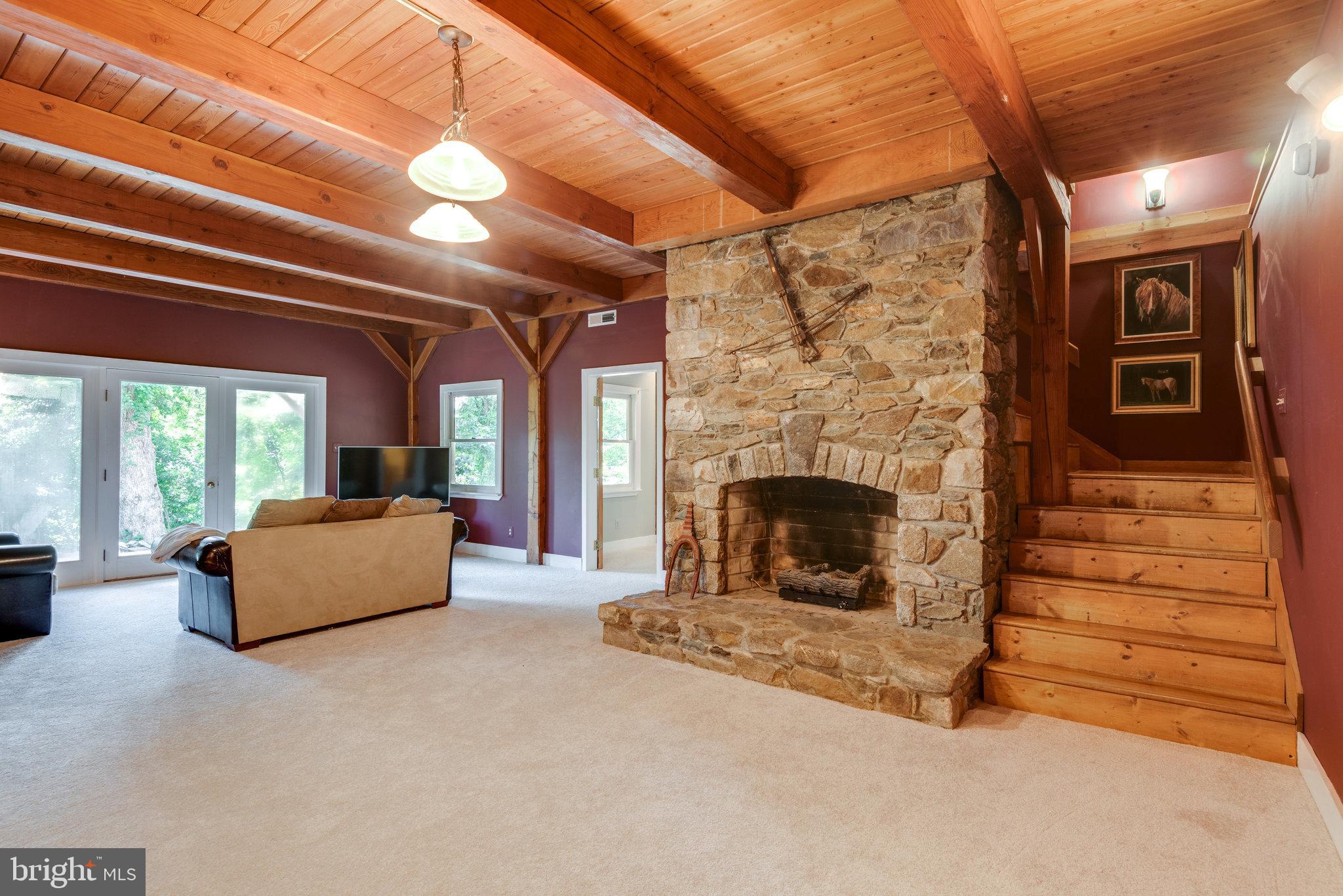 34917 Snickersville Tpke