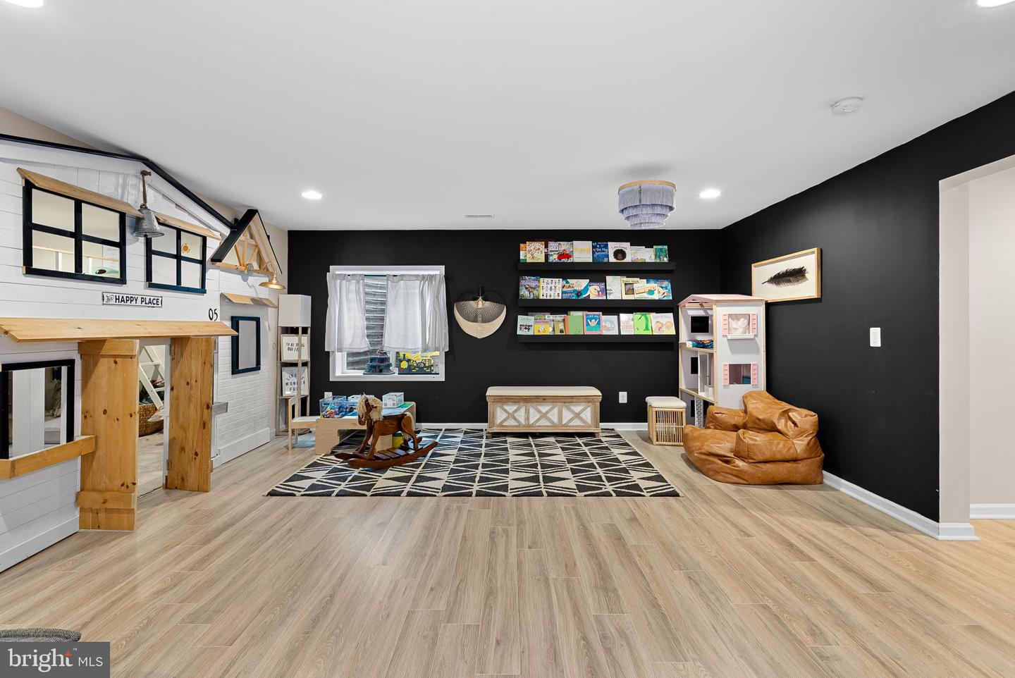 18424 Presidio Pl
