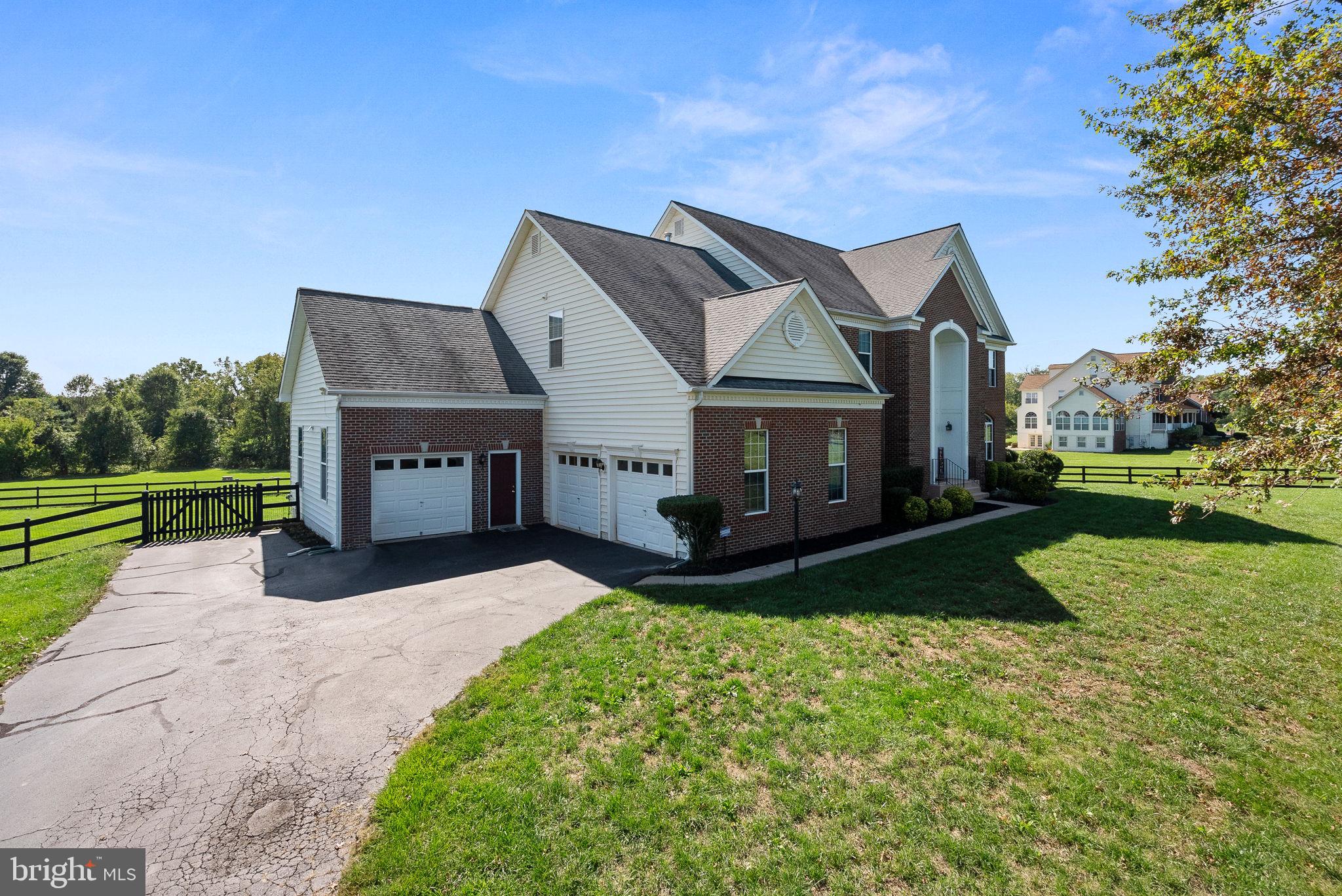 42245 Fording Branch Ct