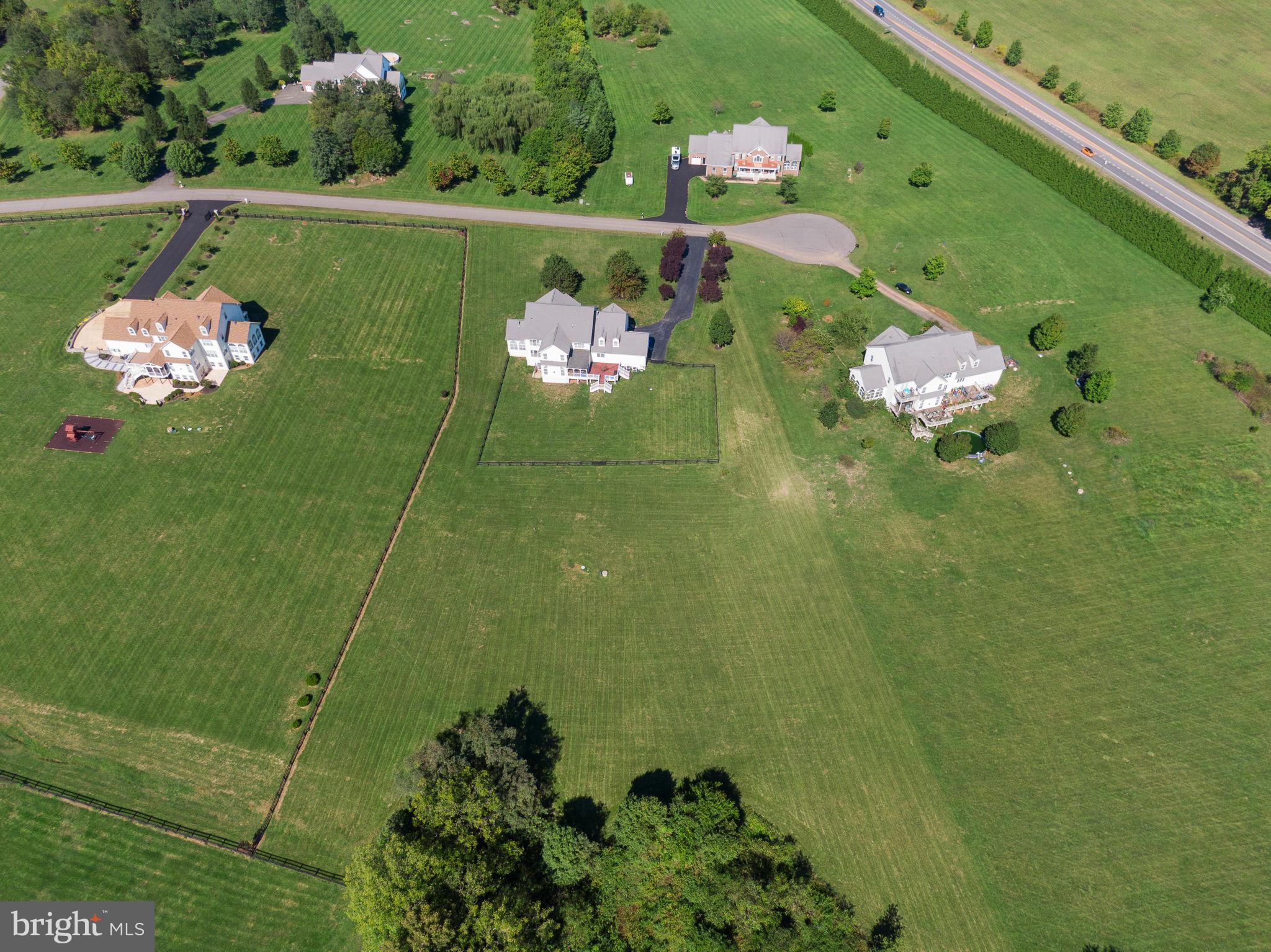 42245 Fording Branch Ct