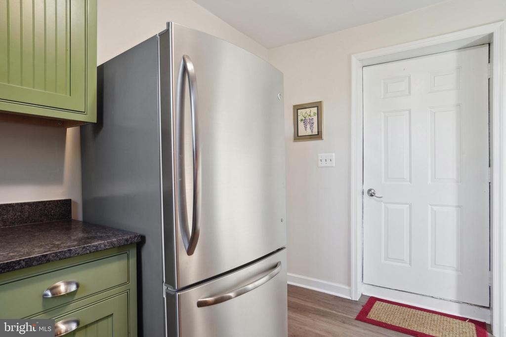 39595 Weatherlea Farm Ln