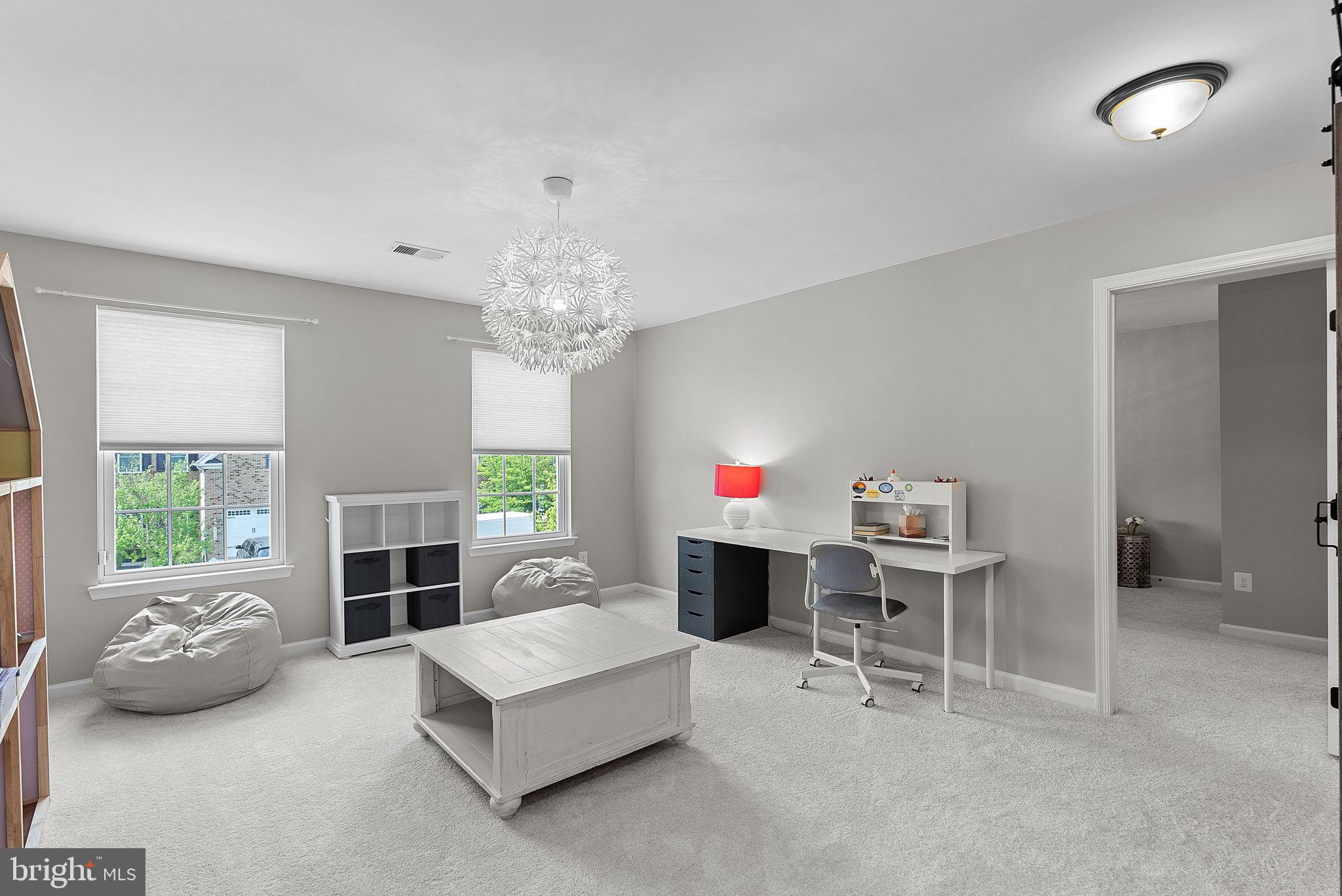 25912 Royston Pass Cir