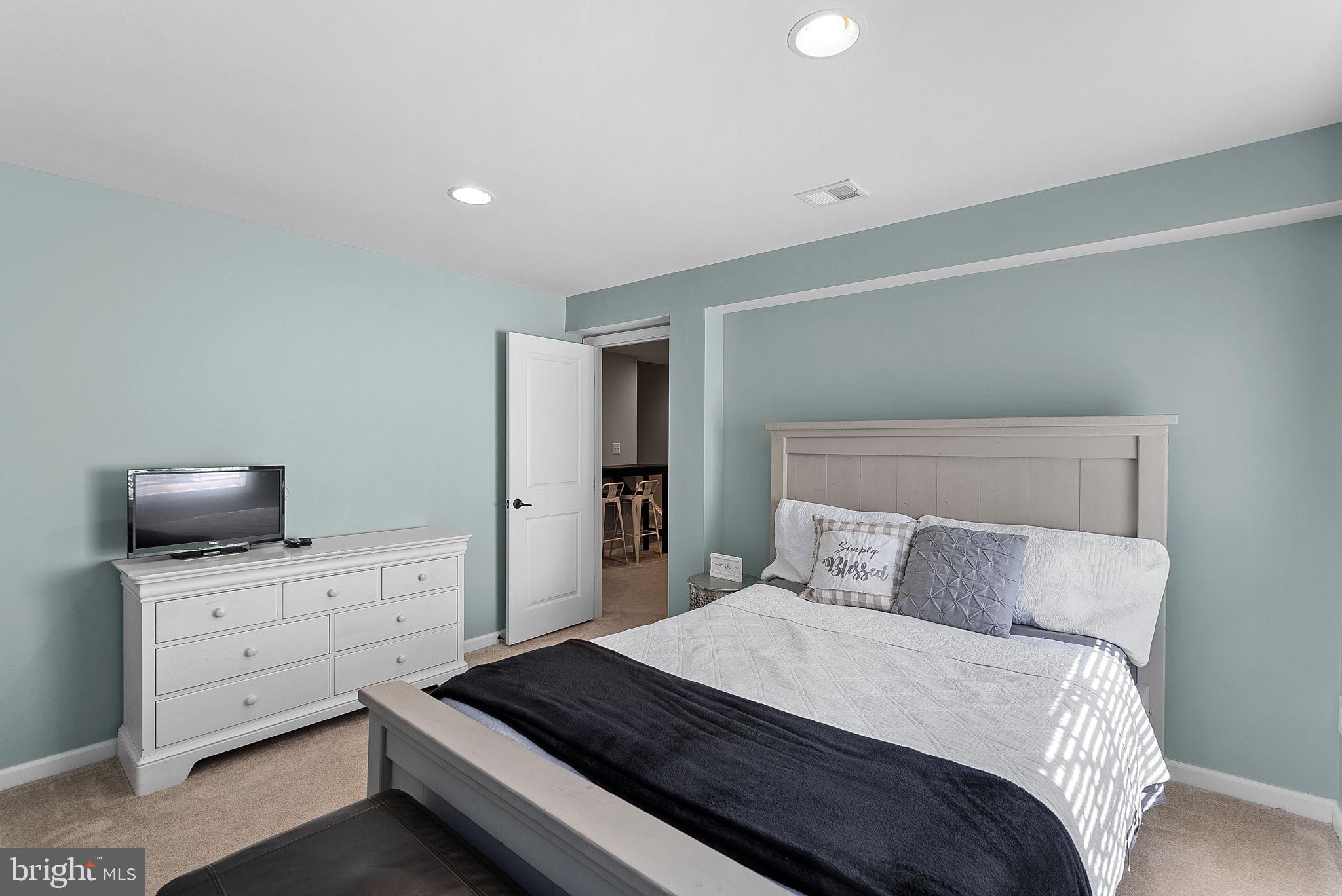 25912 Royston Pass Cir