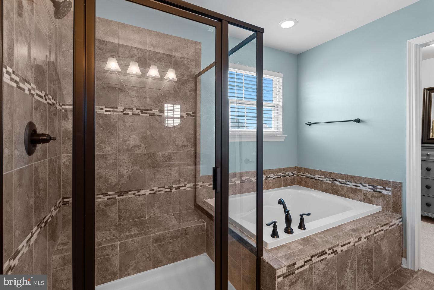 25912 Royston Pass Cir