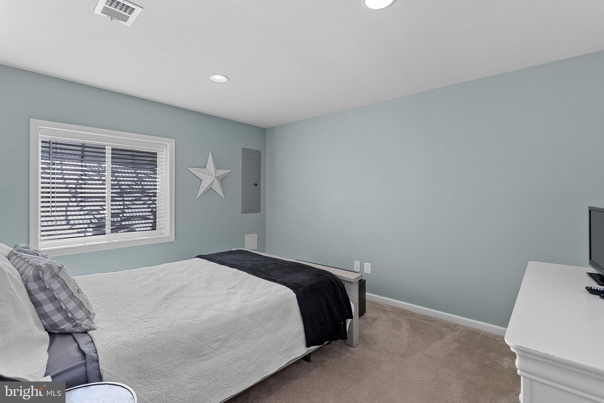 25912 Royston Pass Cir