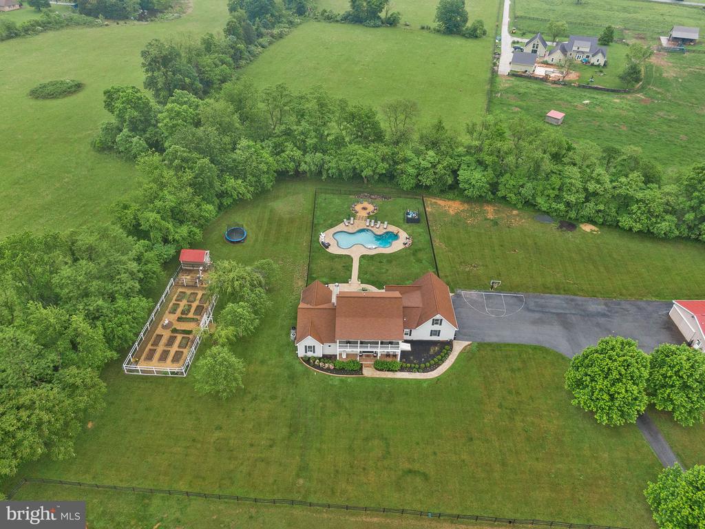 13878 Bronco Ln
