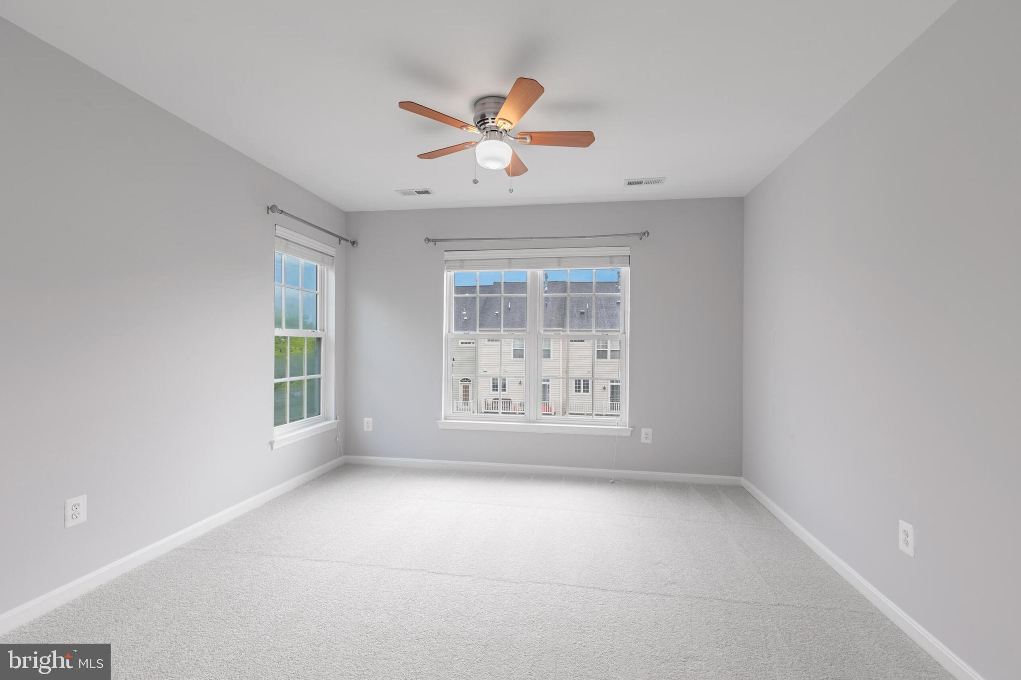 42433 GREENSIDE DRIVE