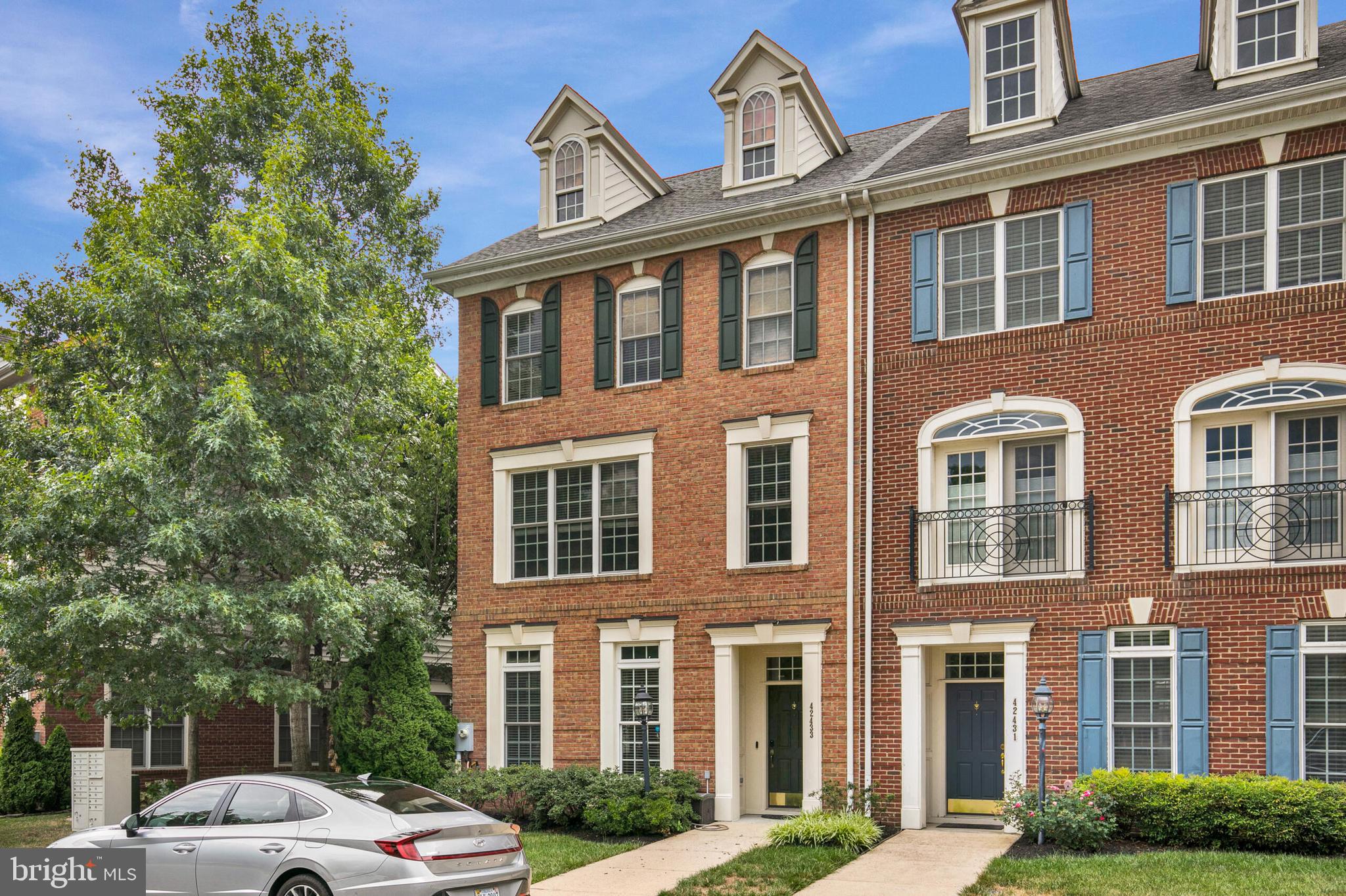 42433 GREENSIDE DRIVE