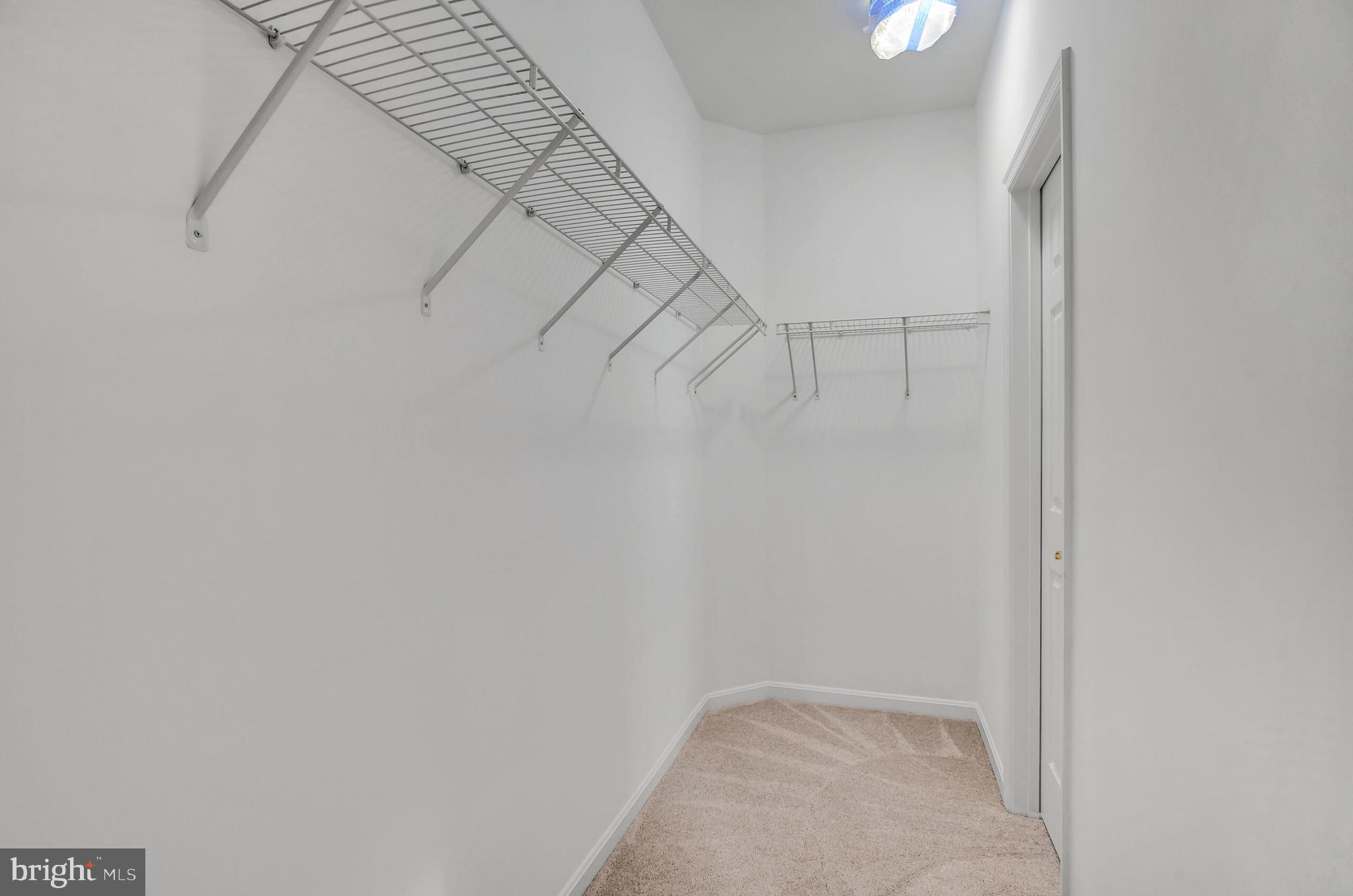 42433 GREENSIDE DRIVE