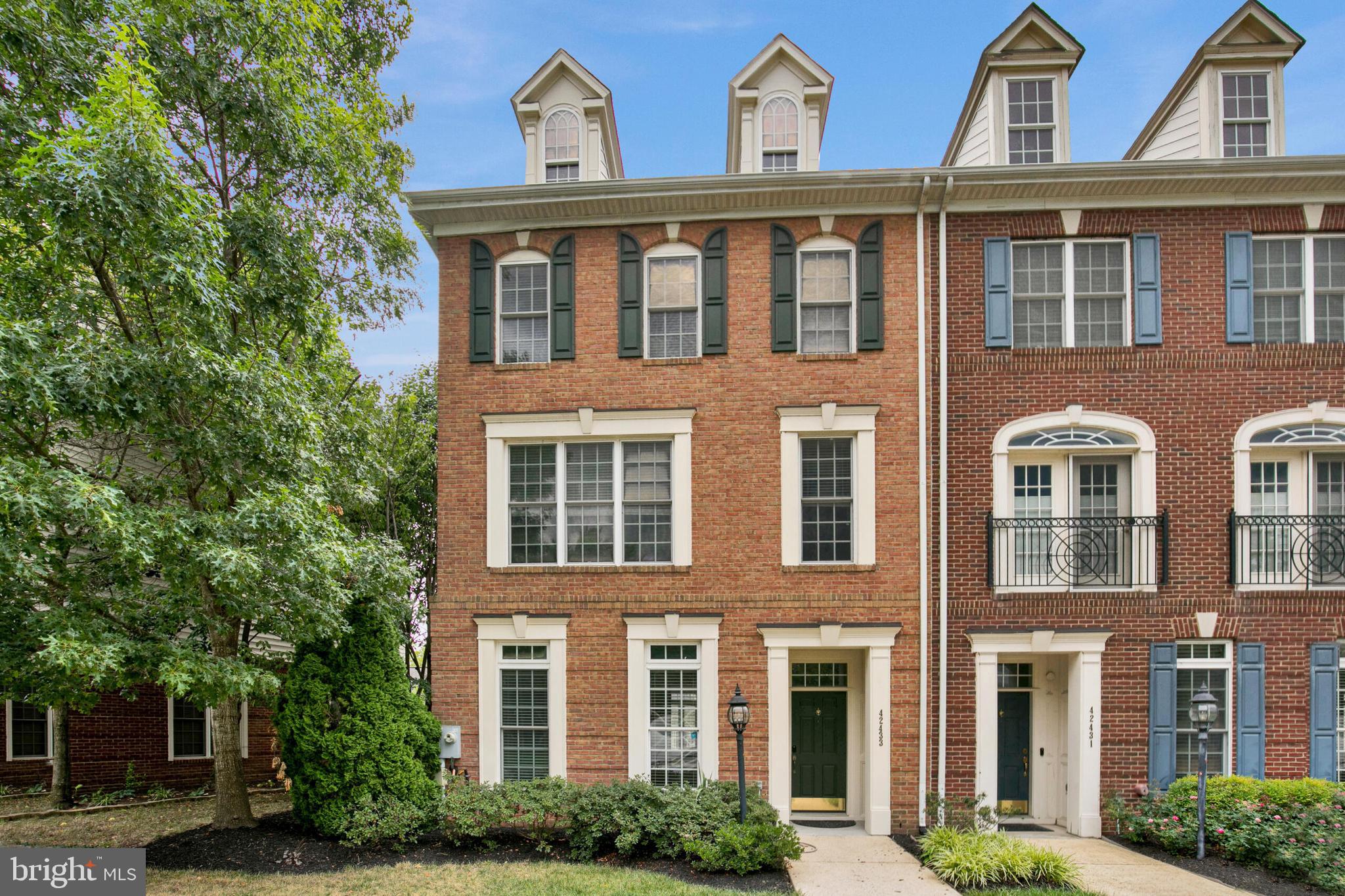 42433 GREENSIDE DRIVE