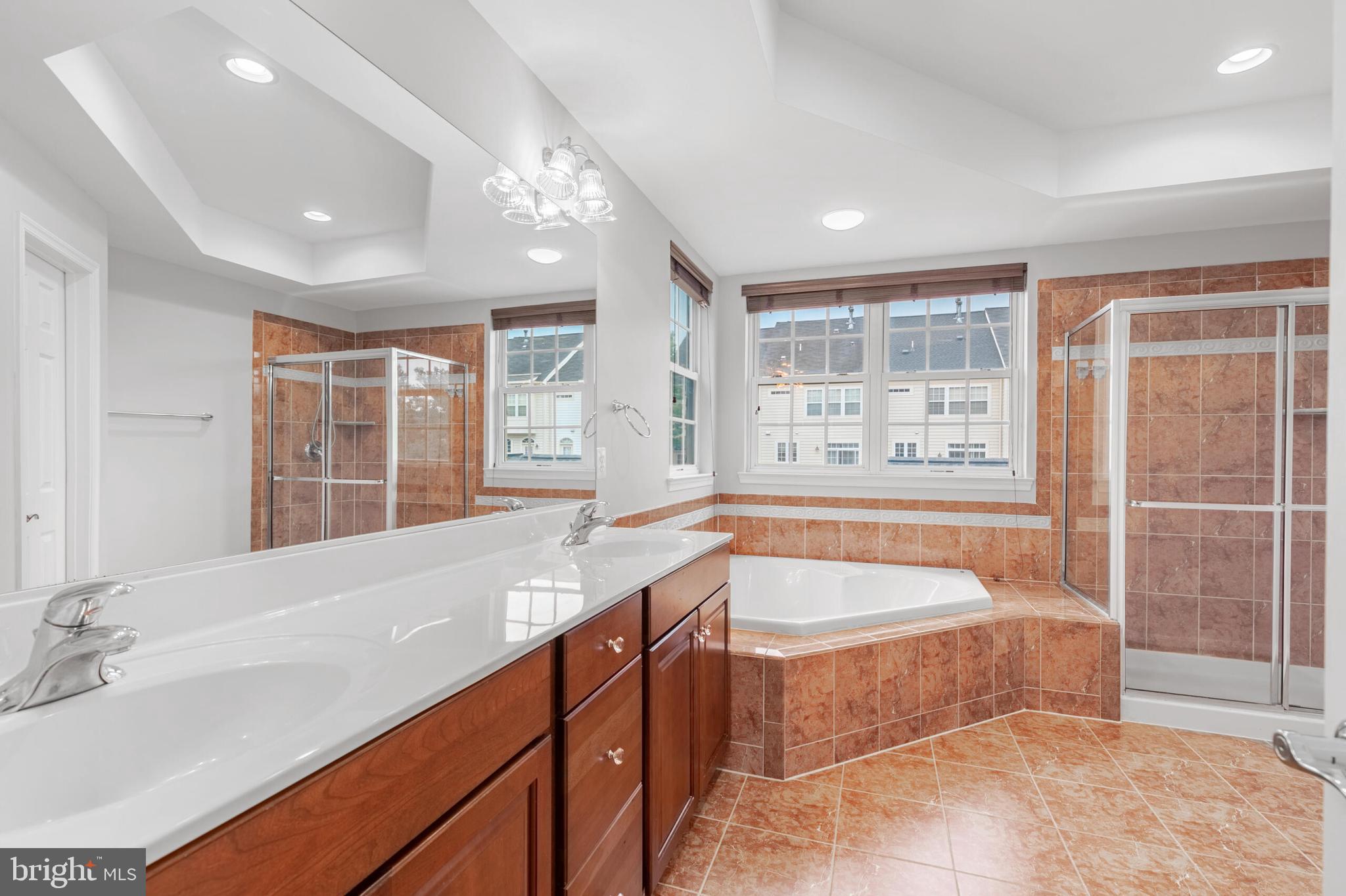 42433 GREENSIDE DRIVE