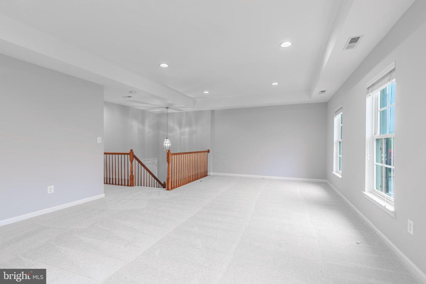 42433 GREENSIDE DRIVE
