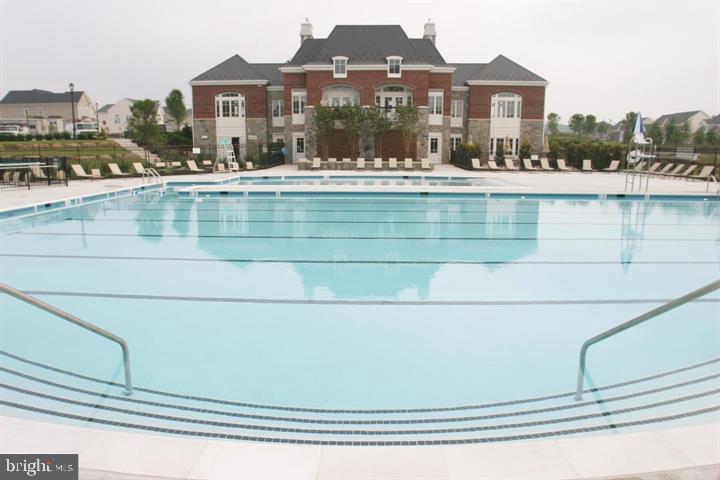 42433 GREENSIDE DRIVE