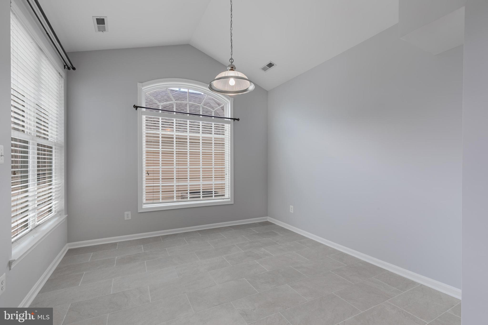 42433 GREENSIDE DRIVE