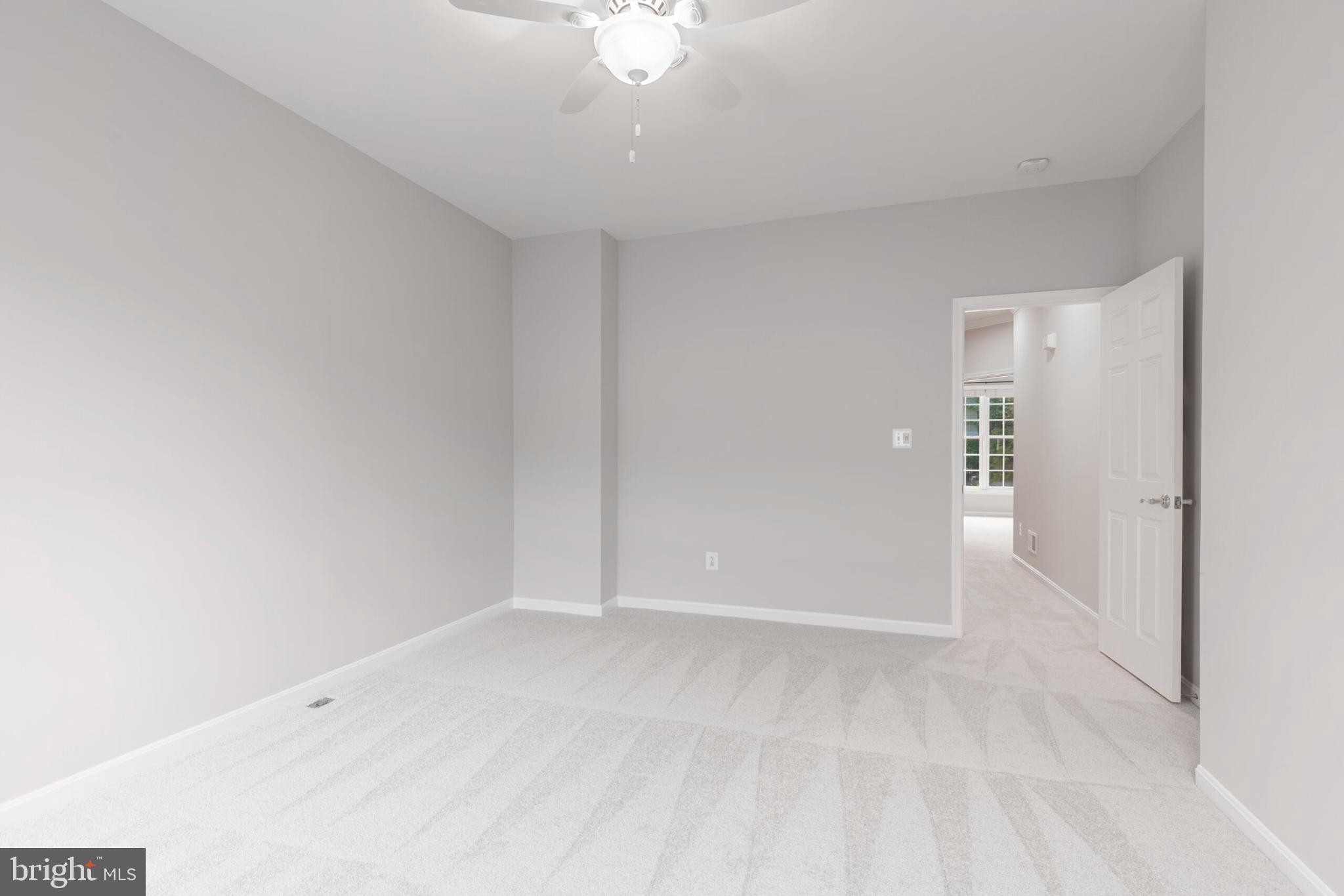 42433 GREENSIDE DRIVE