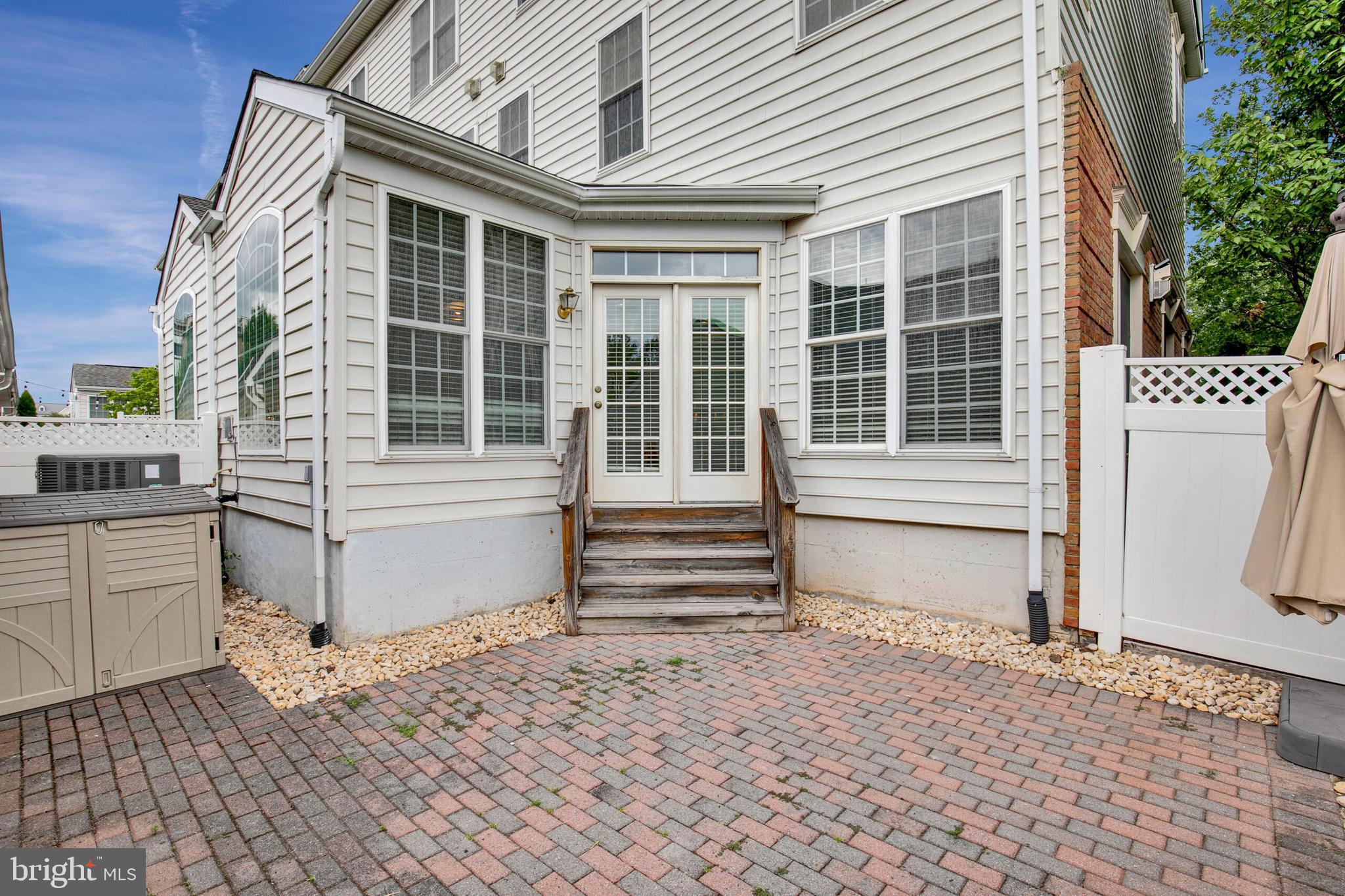 42433 GREENSIDE DRIVE