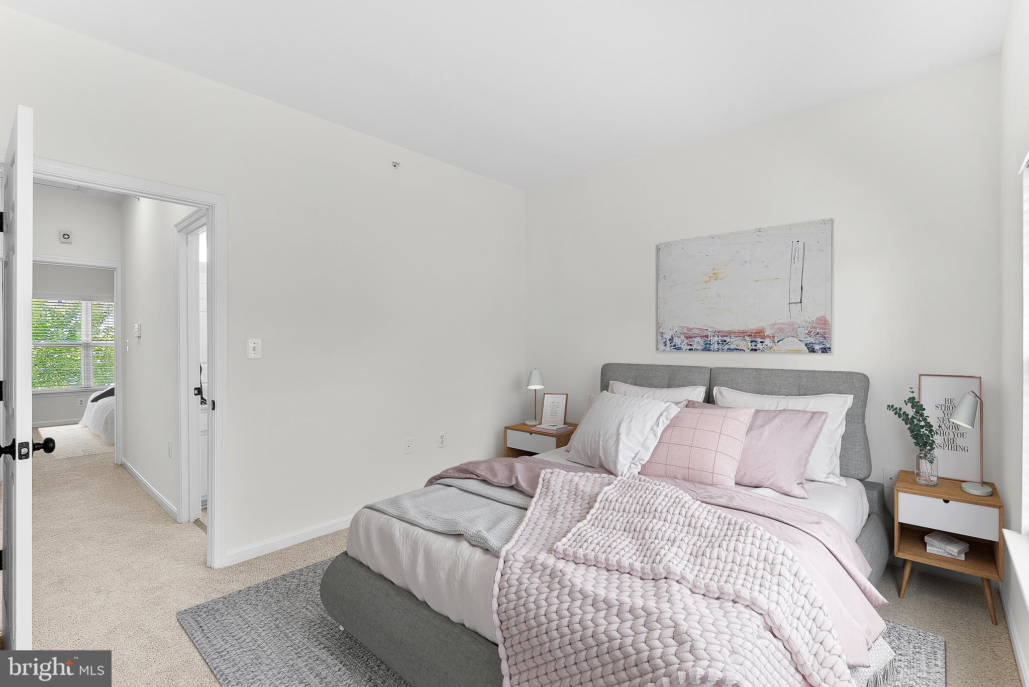 21763 Dragons Green Sq