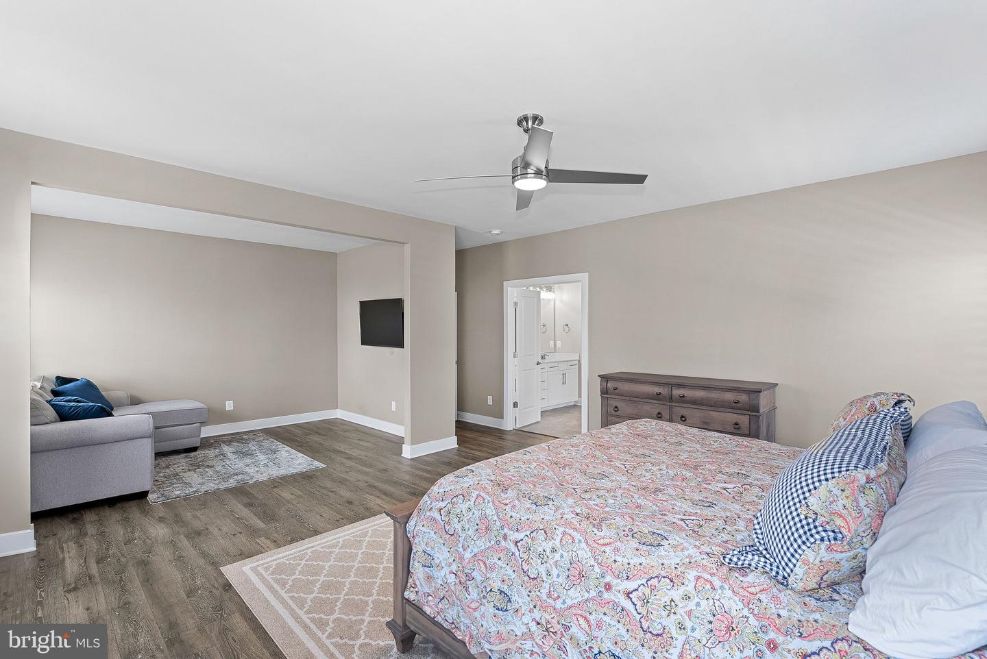 24580 Wateroak Pl