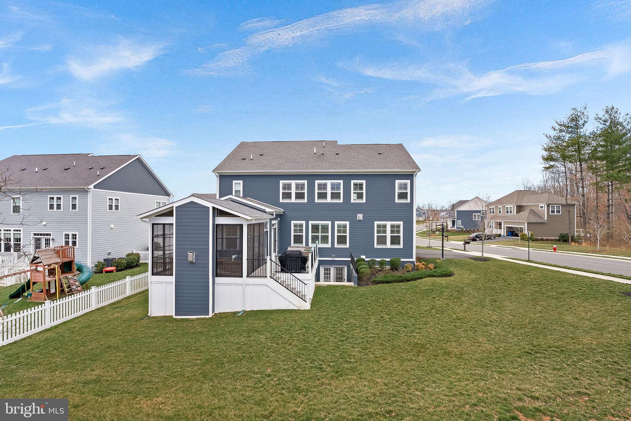 24580 Wateroak Pl