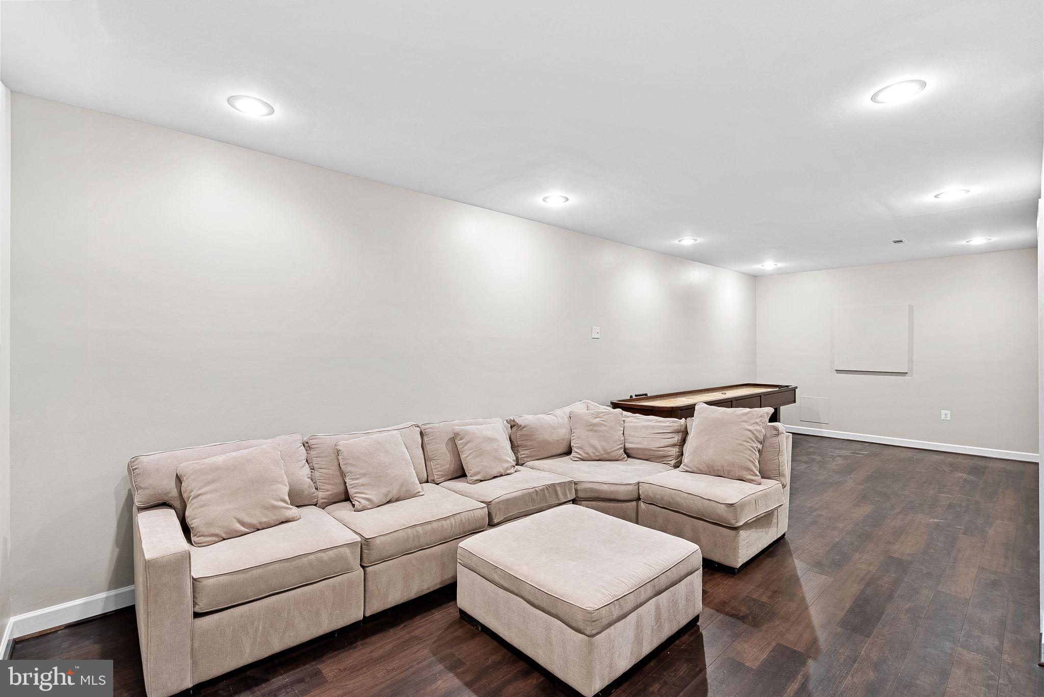 41661 Bloomfield Path St