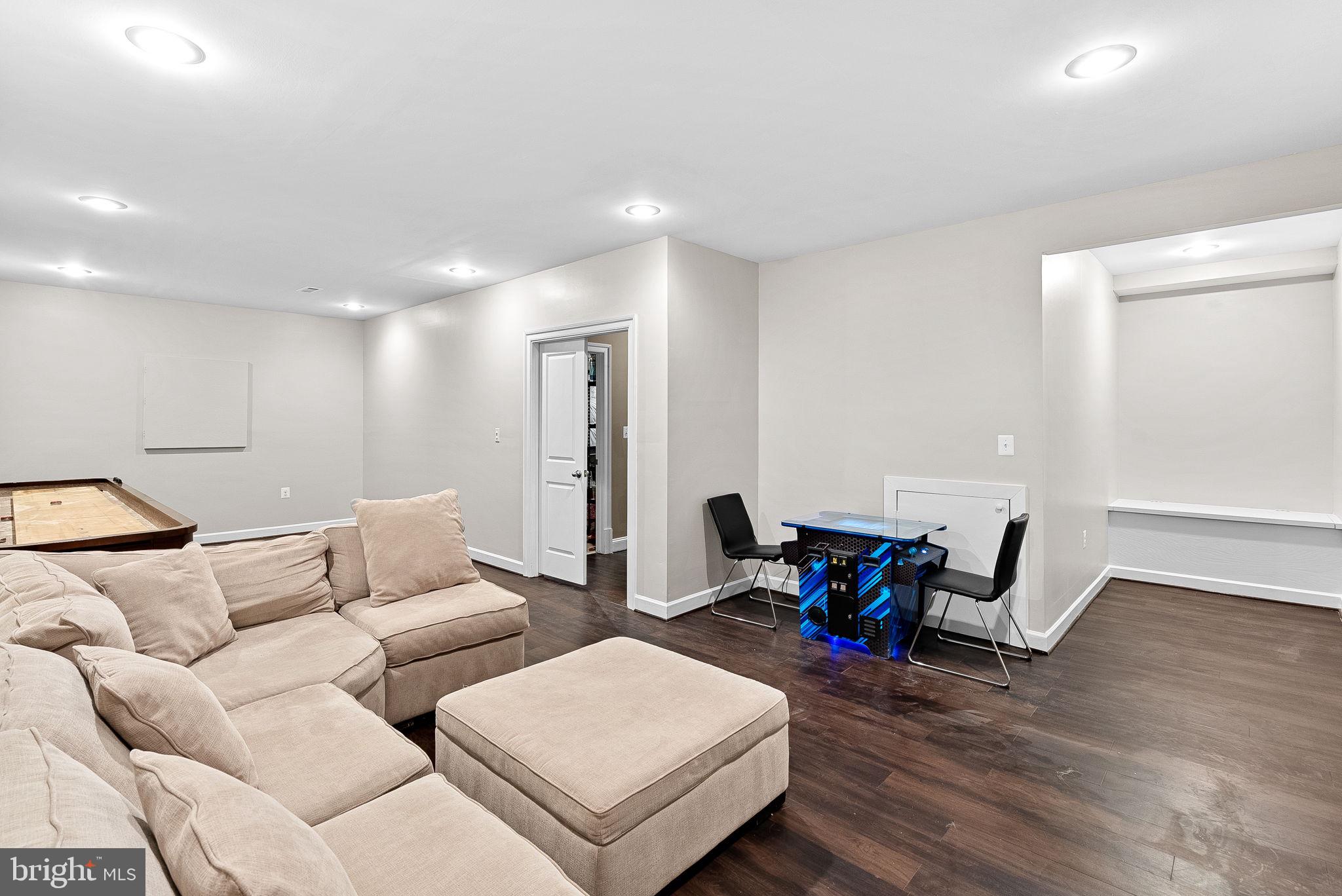 41661 Bloomfield Path St