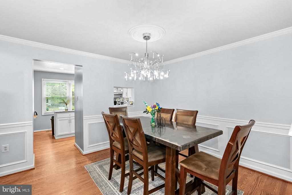 105 Nottoway St SE