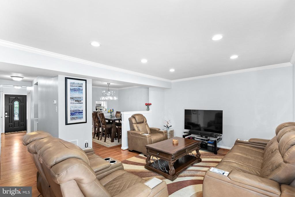 105 Nottoway St SE