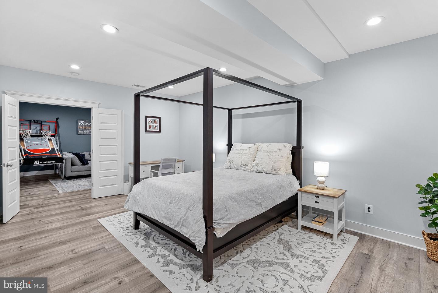 18210 Presidio Pl