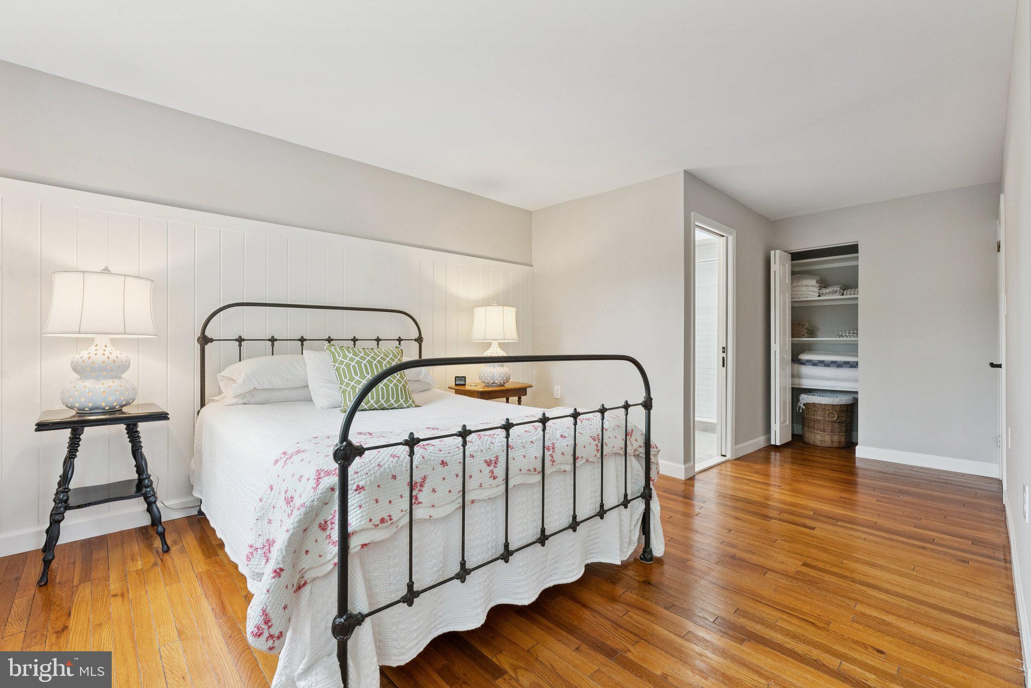 121 HARRISON STREET NE