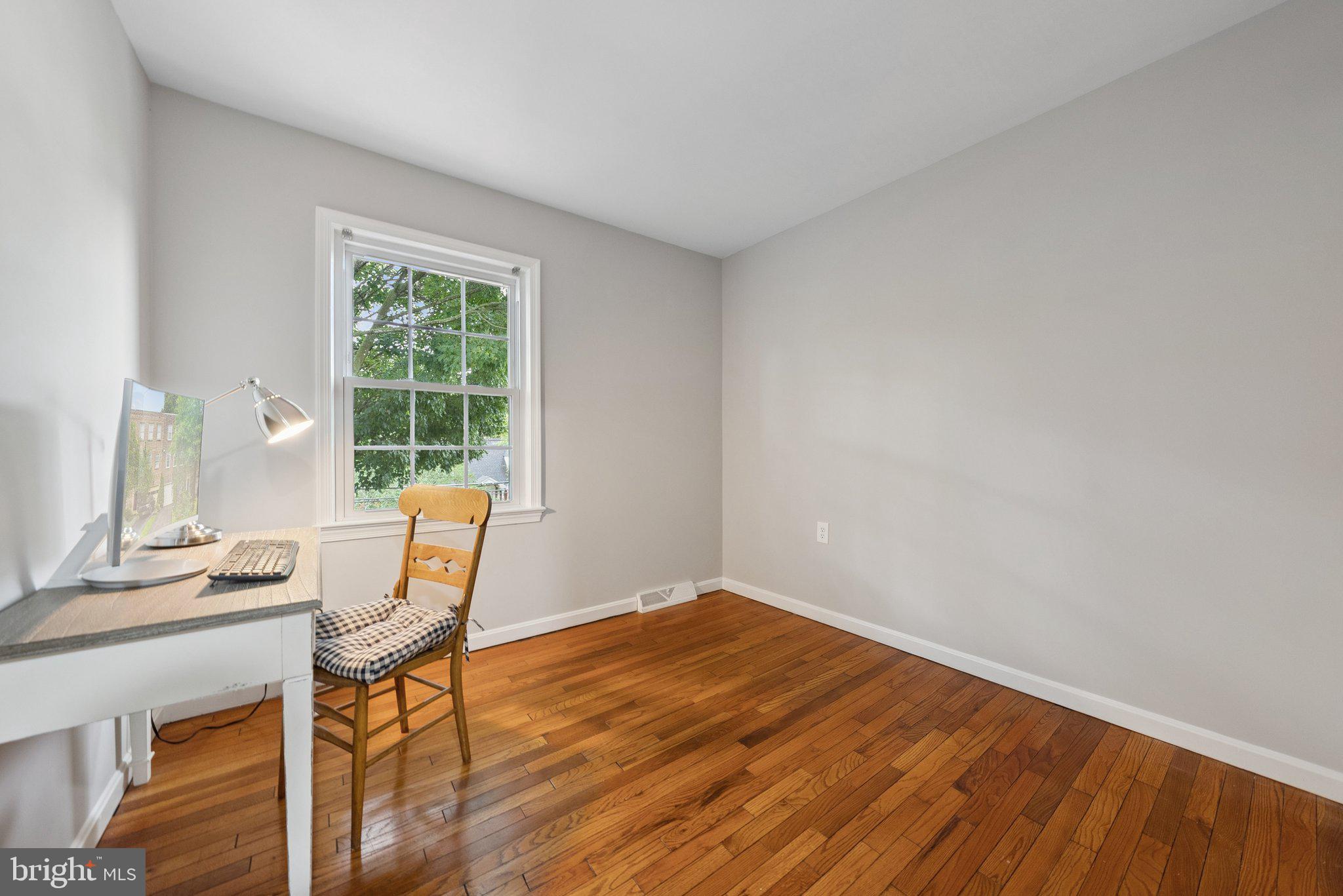 121 HARRISON STREET NE