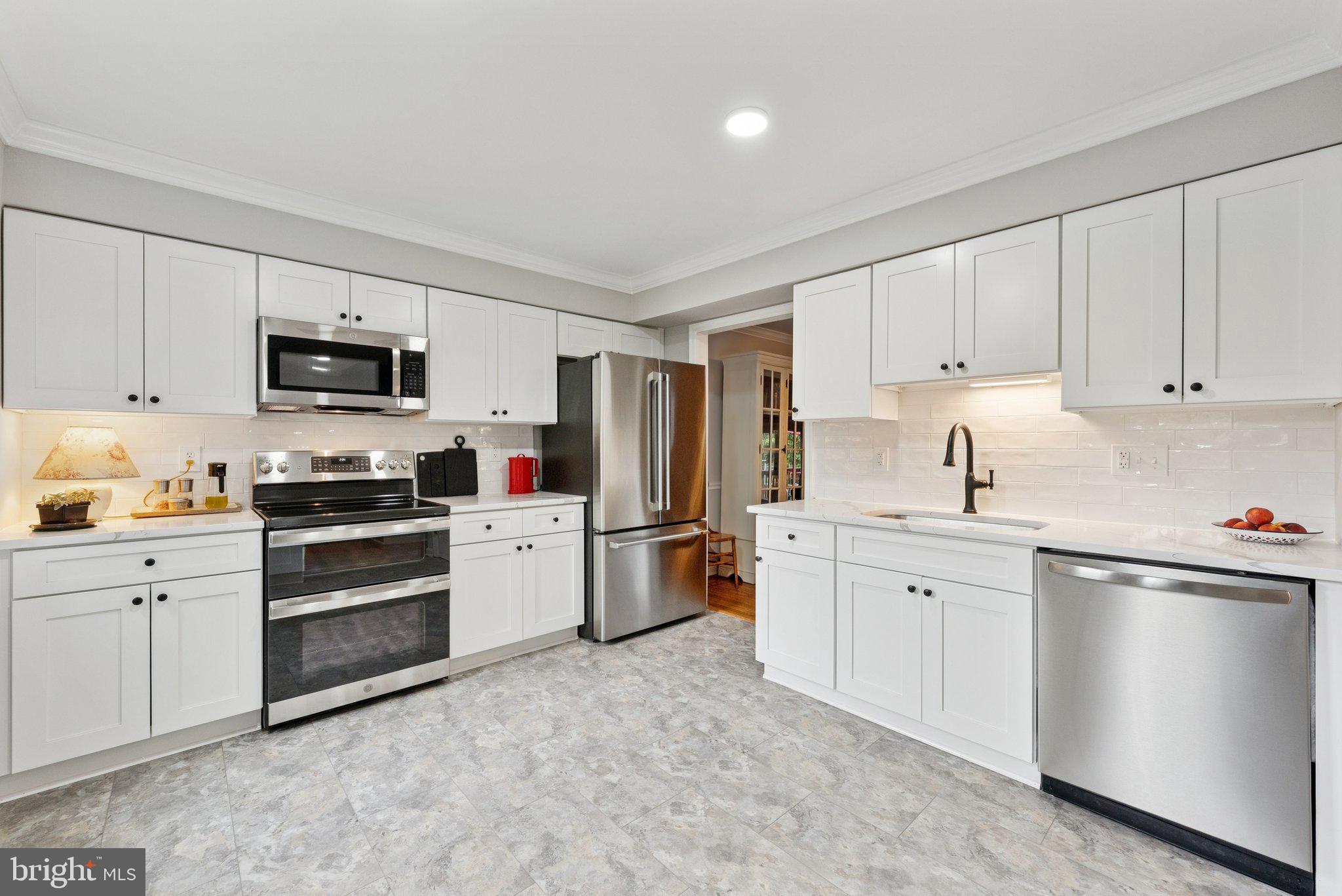 121 HARRISON STREET NE