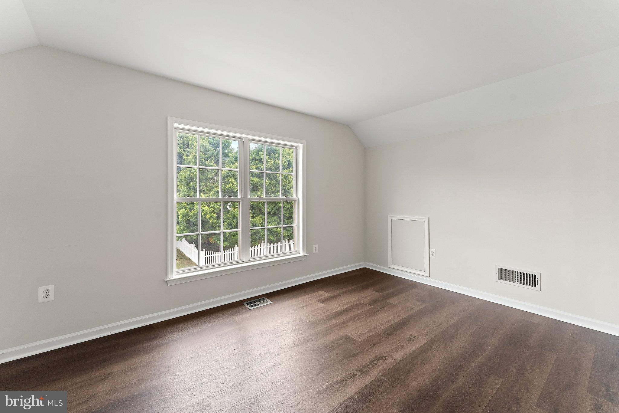 42652 LEGACY PARK DRIVE