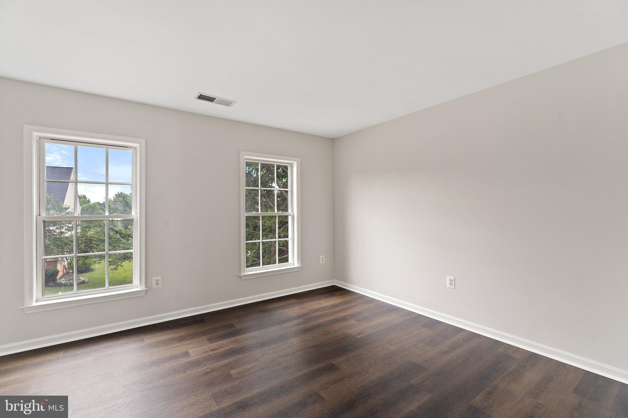 42652 LEGACY PARK DRIVE